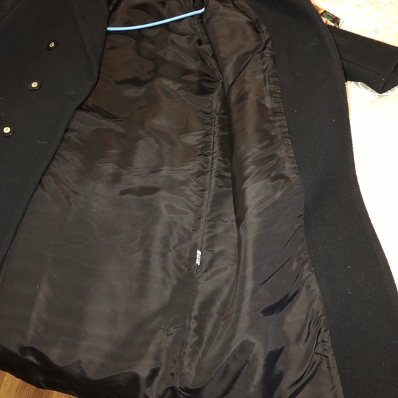 Wool coat - Picture 7 of 7